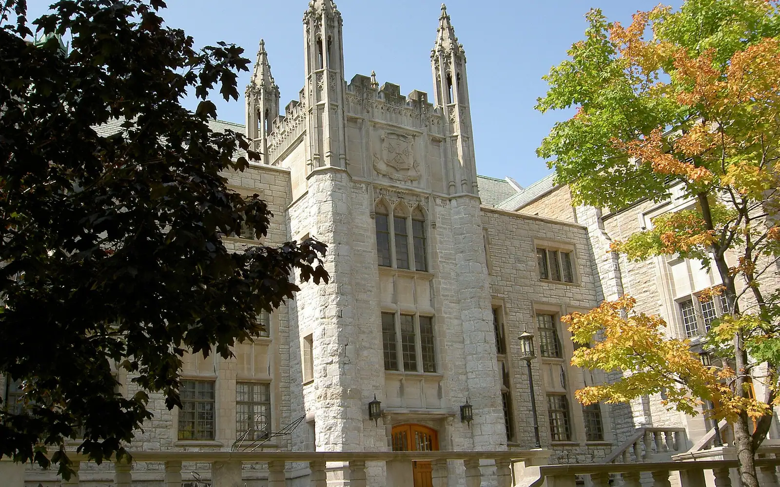 Queen's University at Kingston