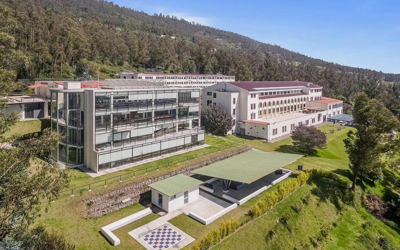 Campus Universidad Internacional del Ecuador - Quito