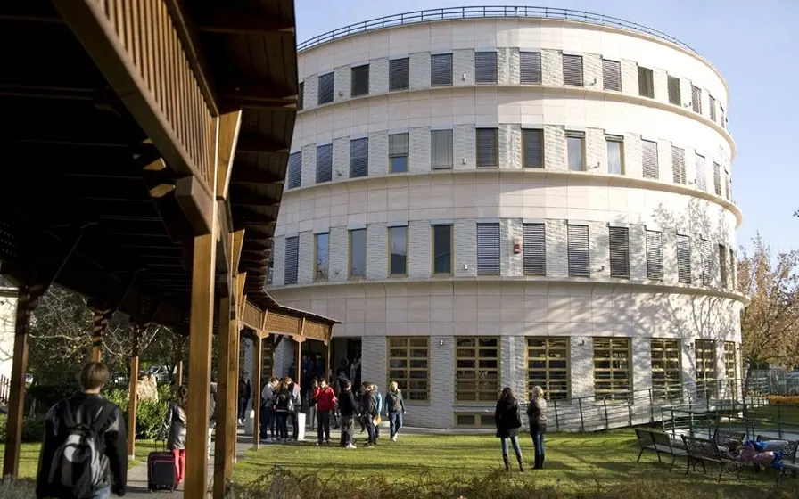 Budapest Metropolitan University Building
