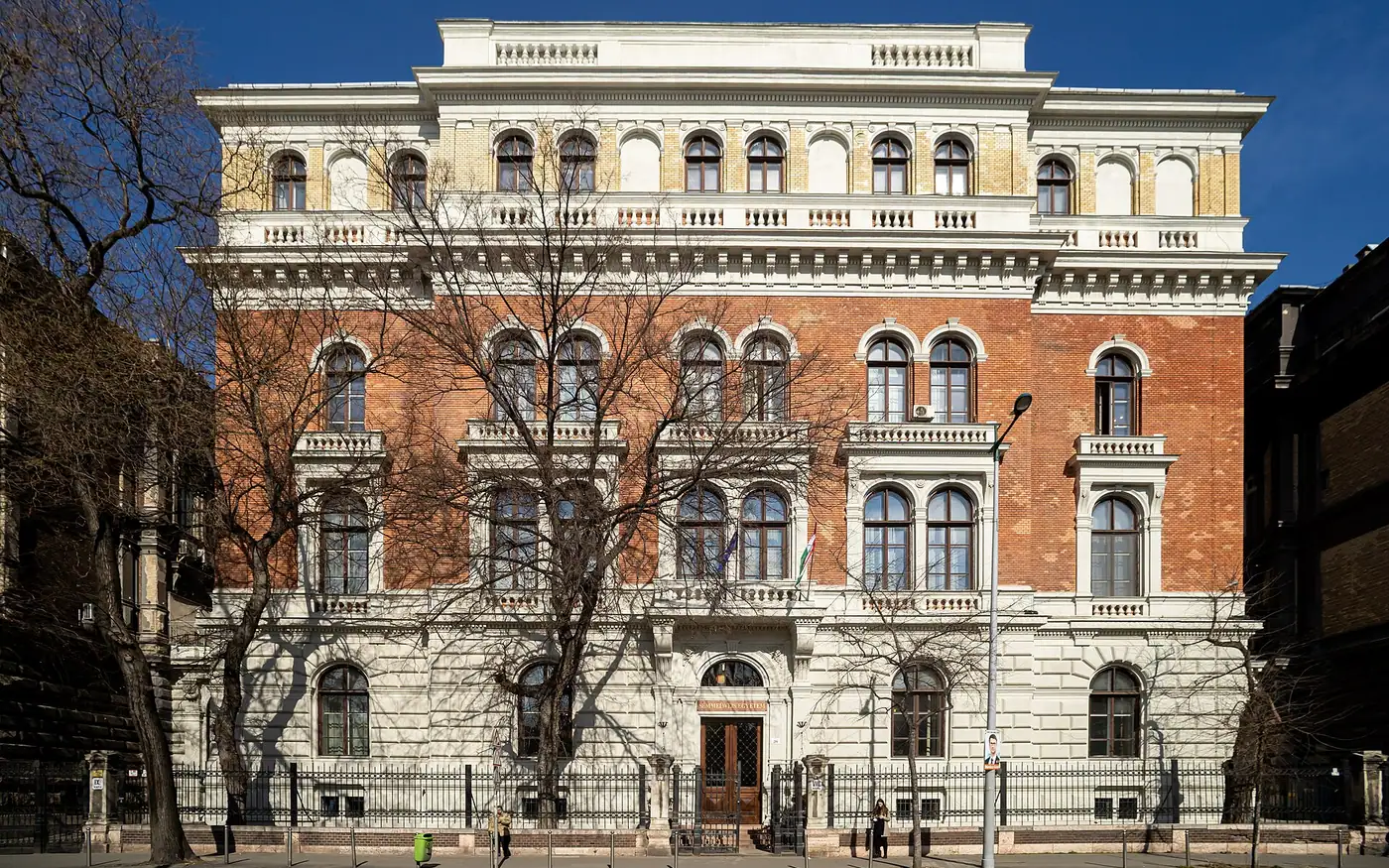 Semmelweis University - Main building