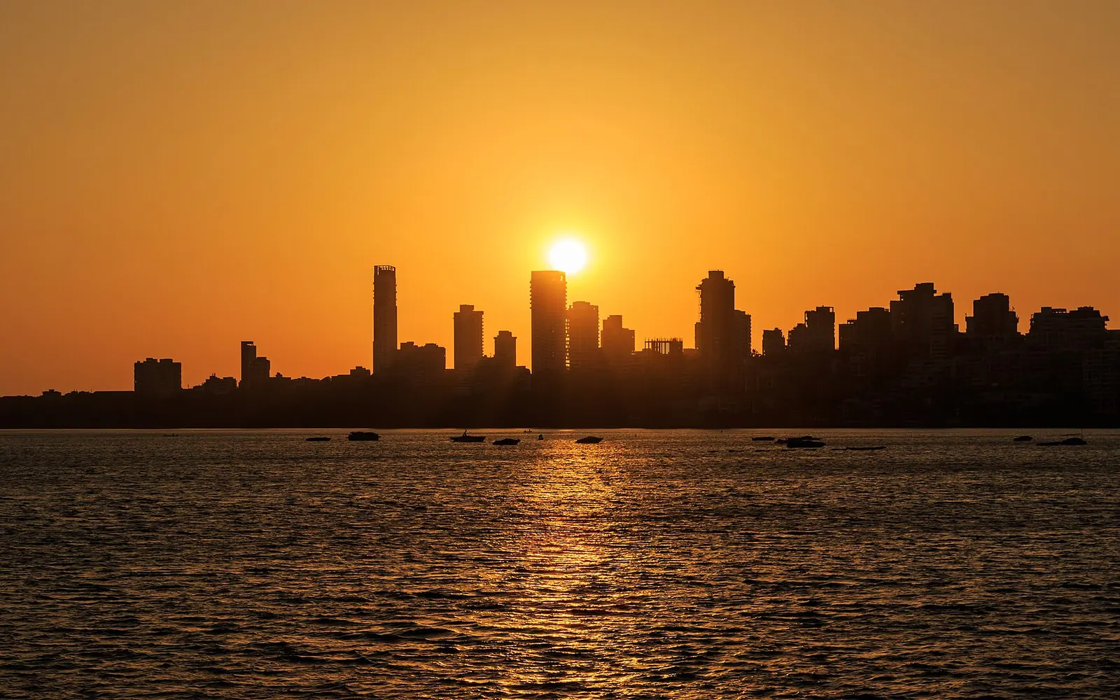 Sunset as seen from Marine Drive in Mumbai, India