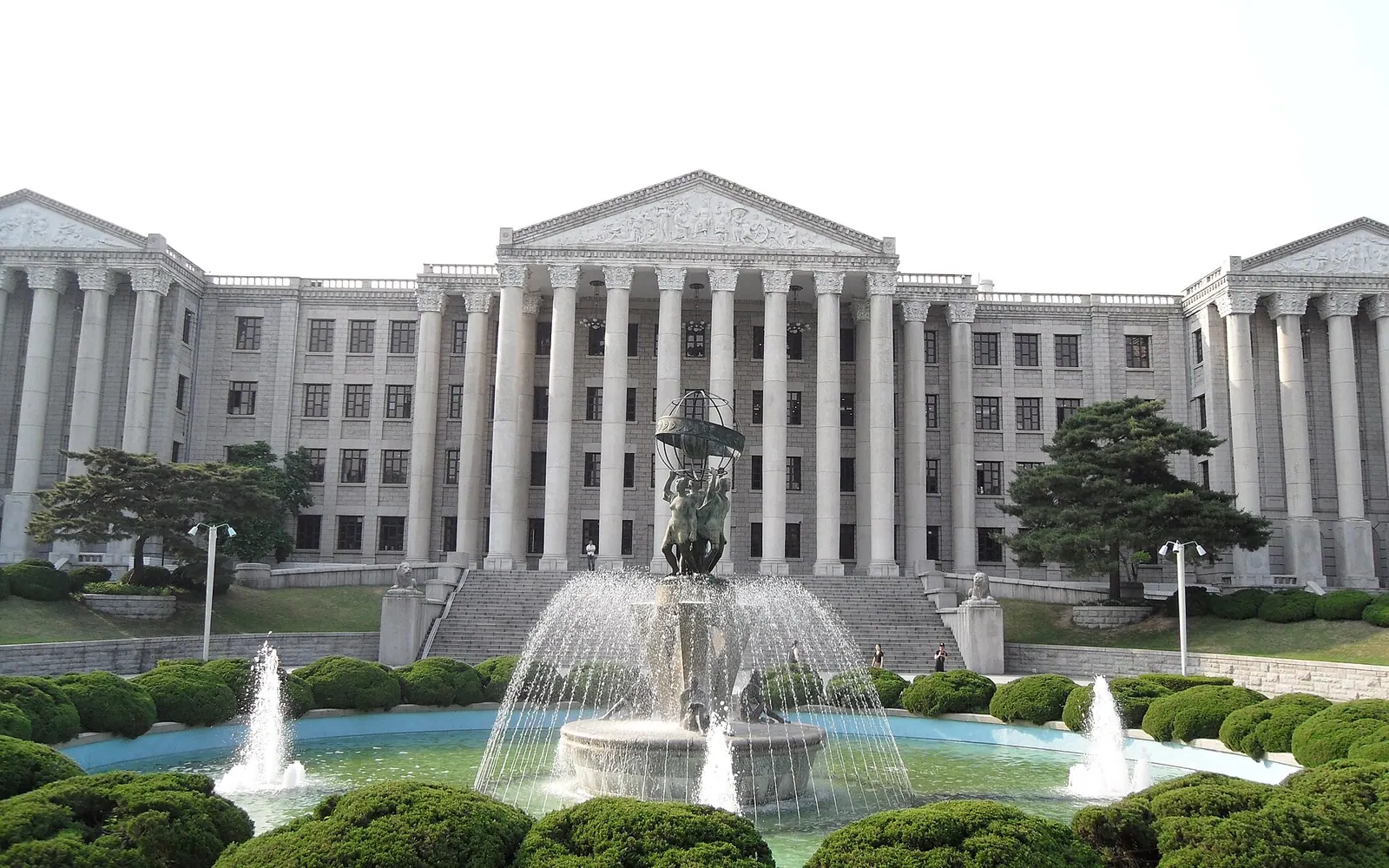 Kyung Hee University Administration Building (Seoul Campus)