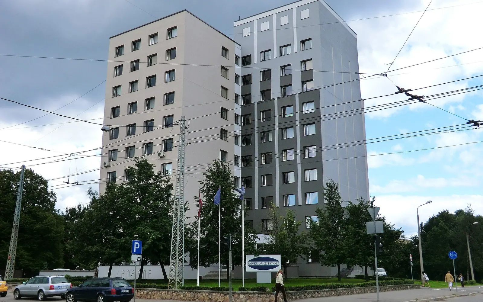 Banku augstskola