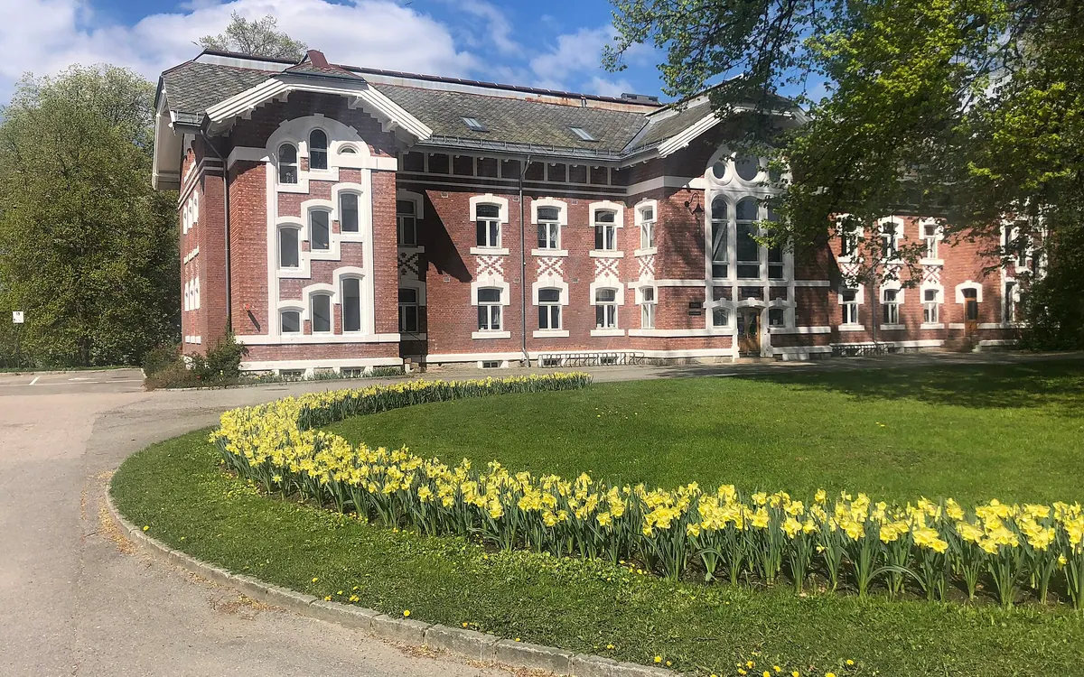 University of Biosciences (UMB), in Ås, Akershus county, Norway. Formerly known as "Norges Landbrukshøgskole" (Norwegian College of Agricultural Sciences).