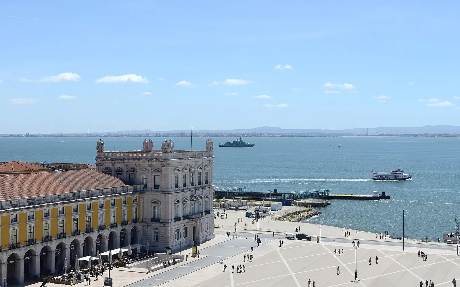 Praça do Comércio, view to south. Lisboa, Portugal