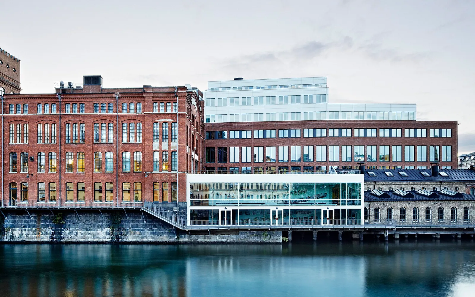 The east wing of Kåkenhus on Campus Norrköping.